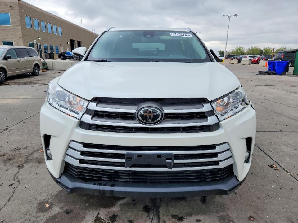 51862756 :رقم المزاد ، 5TDJZRFH6JS875674 vin ، 2018 Toyota Highlander مزاد بيع