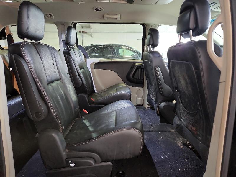 2015 Chrysler Town & Country მანქანა იყიდება აუქციონზე, vin: 2C4RC1BG2FR618014, აუქციონის ნომერი: 48577276