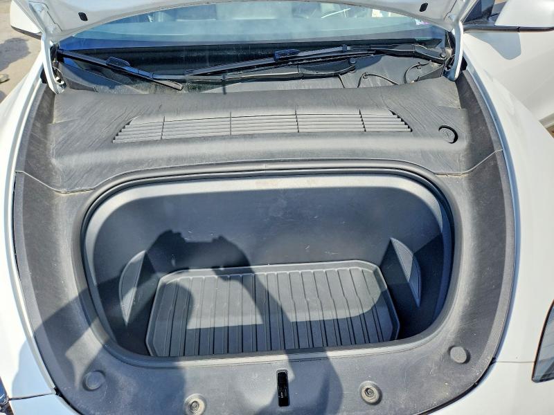 2024 Tesla Model Y მანქანა იყიდება აუქციონზე, vin: 7SAYGDEF0RF034394, აუქციონის ნომერი: 50362316