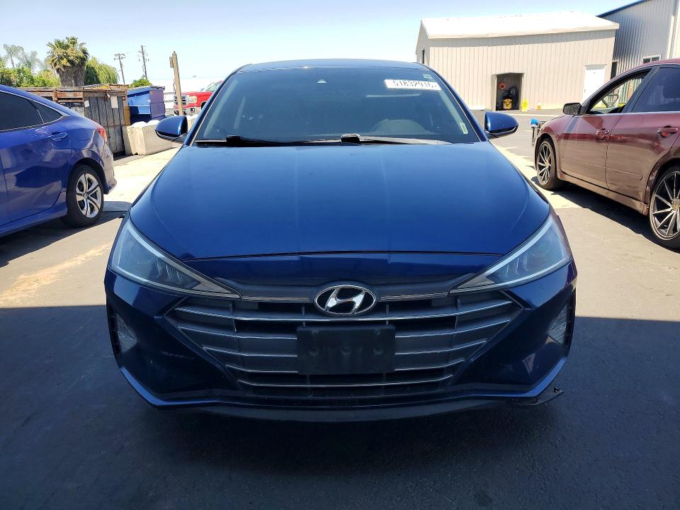 51832916 :رقم المزاد ، 5NPD84LF8KH436179 vin ، 2019 Hyundai Elantra مزاد بيع
