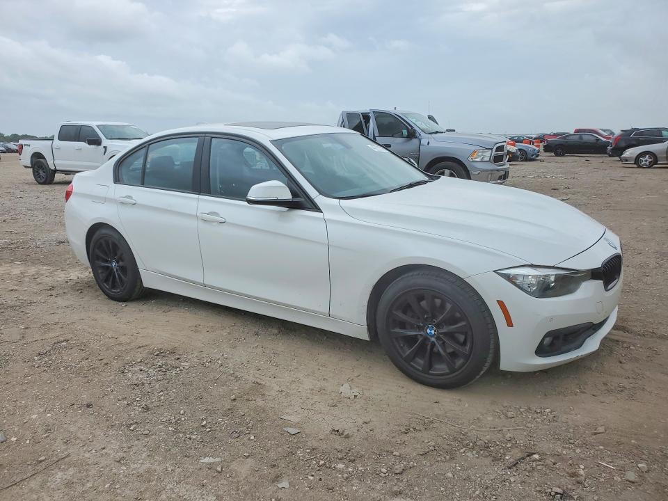 47791516 :رقم المزاد ، WBA8E1G30HNU16331 vin ، 2017 Bmw 320 مزاد بيع