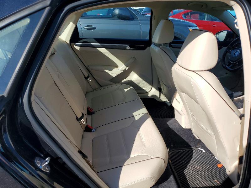 49163336 :رقم المزاد ، 1VWAA7A34JC039366 vin ، 2018 Volkswagen Passat مزاد بيع