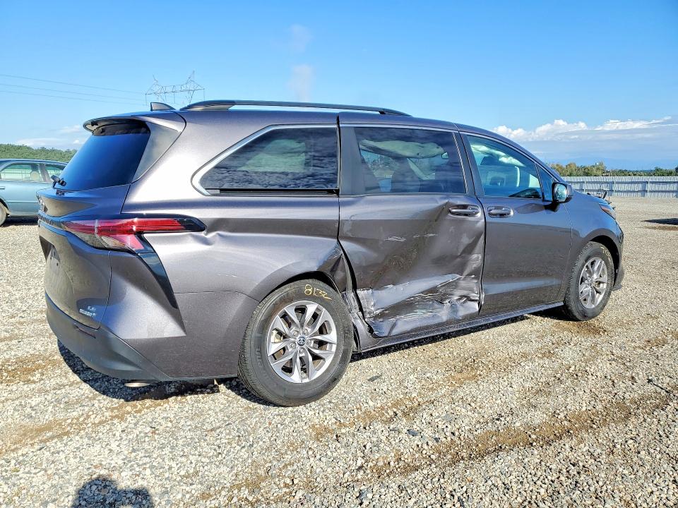 49441656 :رقم المزاد ، 5TDBRKEC7NS078132 vin ، 2022 Toyota Sienna مزاد بيع