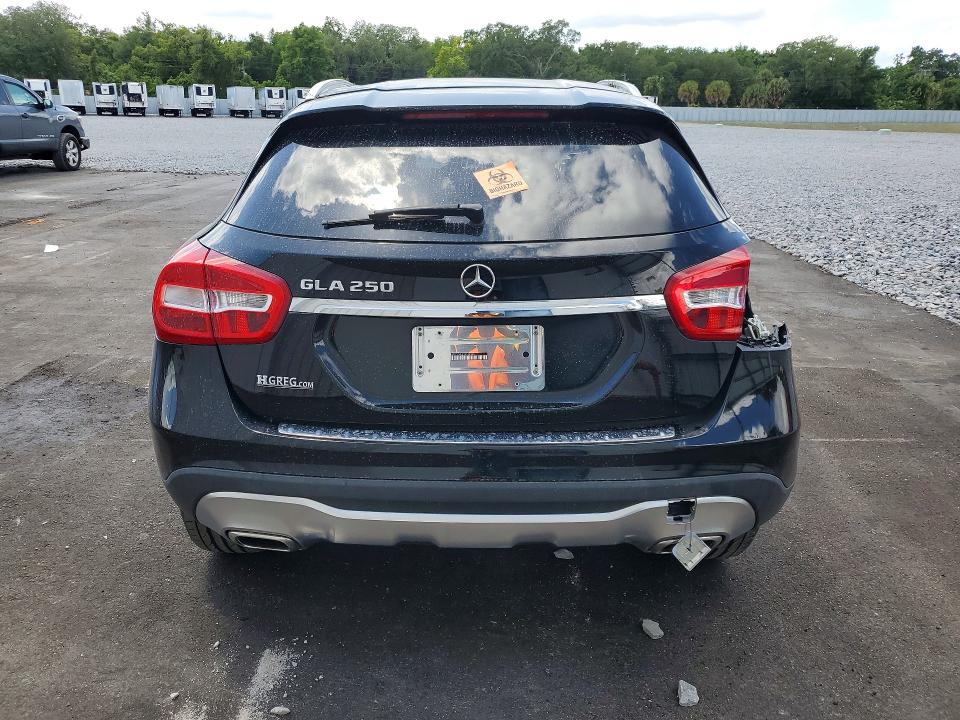 50152486 :رقم المزاد ، WDCTG4EB0JJ515385 vin ، 2018 Mercedes-benz Gla مزاد بيع