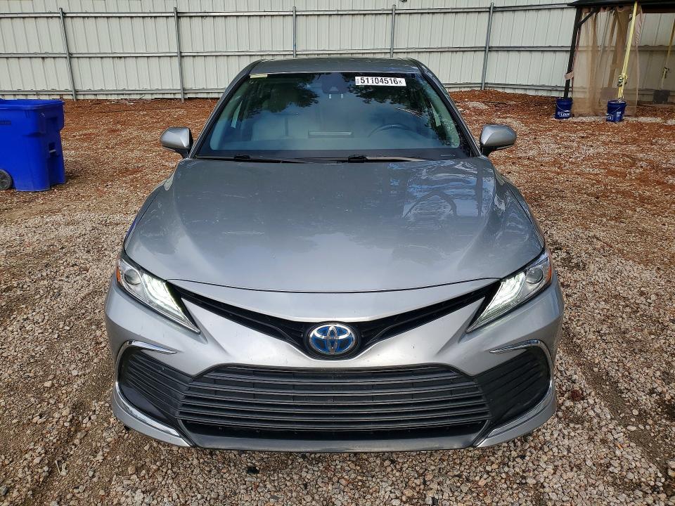 51104516 :رقم المزاد ، 4T1F31AKXNU578643 vin ، 2022 Toyota Camry مزاد بيع