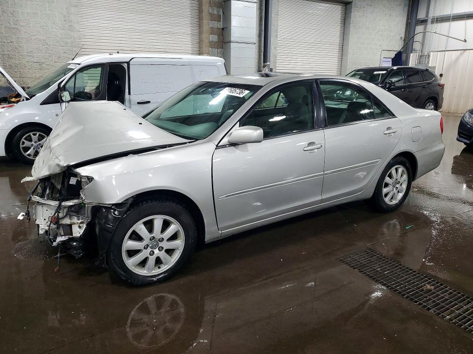 49505736 :رقم المزاد ، 4T1BE30K72U022940 vin ، 2002 Toyota Camry مزاد بيع