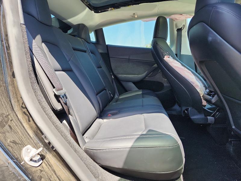 2024 Tesla Model Y მანქანა იყიდება აუქციონზე, vin: 7SAYGDEEXRF060671, აუქციონის ნომერი: 51748926