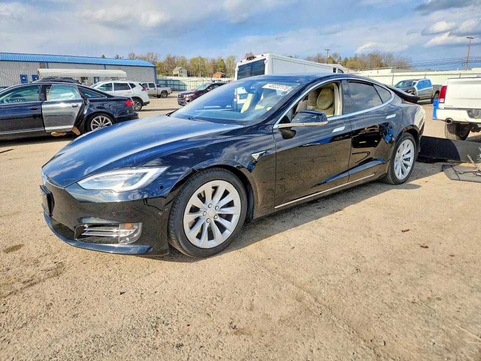 Продаж на аукціоні авто 2017 Tesla Model S, vin: 5YJSA1E23HF178648, номер лоту: 48222176