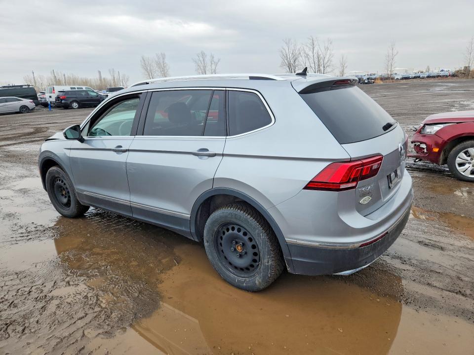 49622716 :رقم المزاد ، 3VV4B7AX5KM137551 vin ، 2019 Volkswagen Tiguan مزاد بيع