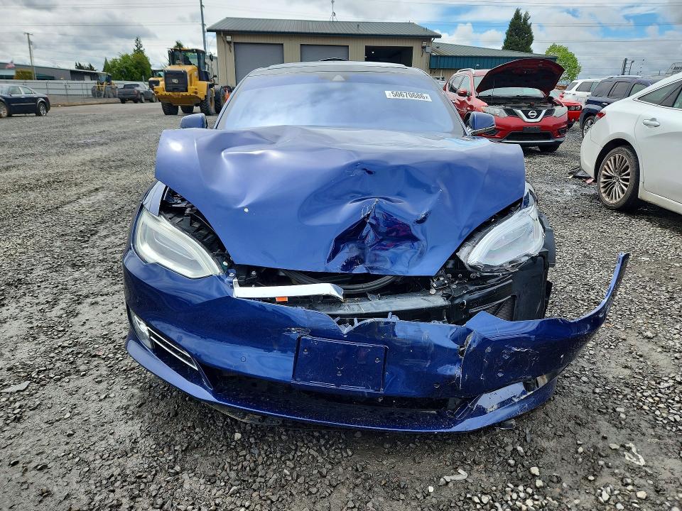 50670686 :رقم المزاد ، 5YJSA1E29GF147547 vin ، 2016 Tesla Model S مزاد بيع