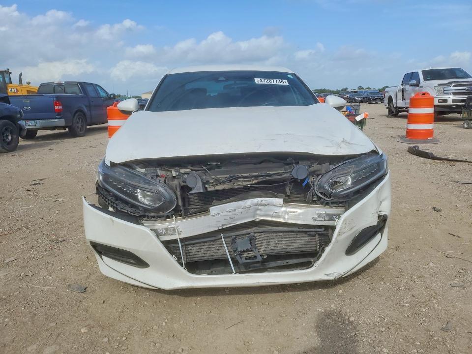 Продаж на аукціоні авто 2019 Honda Accord, vin: 1HGCV1F30KA049526, номер лоту: 47207736