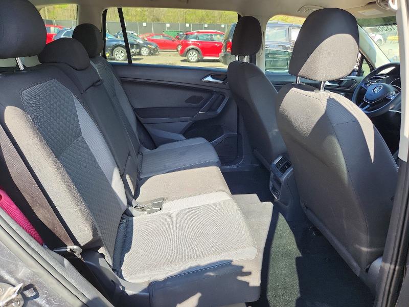 2018 Volkswagen Tiguan მანქანა იყიდება აუქციონზე, vin: 3VV0B7AX4JM094995, აუქციონის ნომერი: 48921356