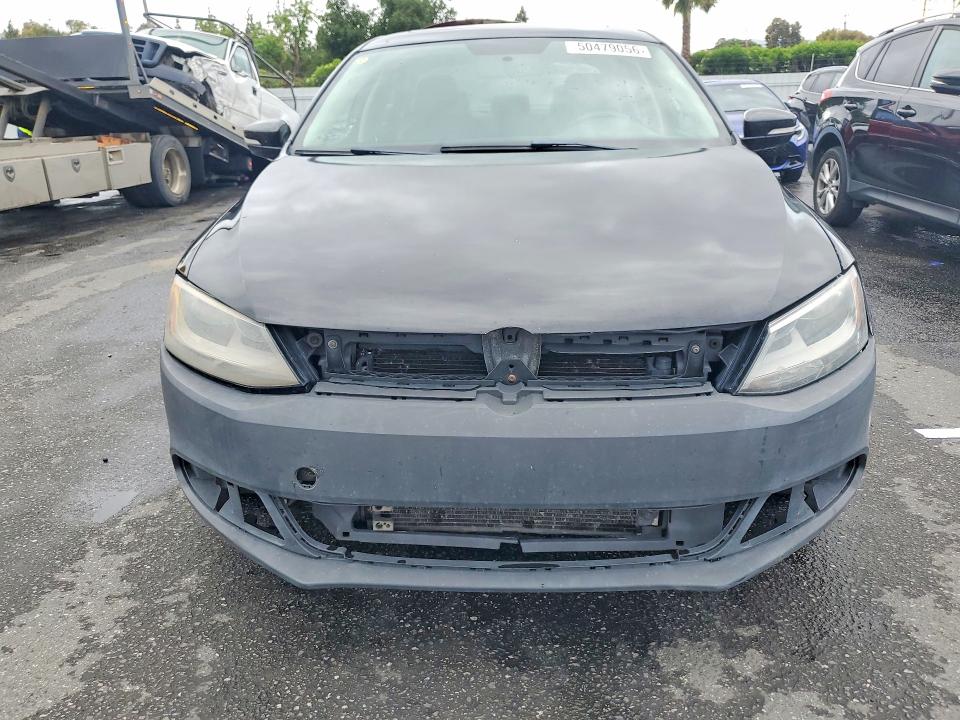 50479056 :رقم المزاد ، 3VWDZ7AJ6BM308214 vin ، 2011 Volkswagen Jetta مزاد بيع