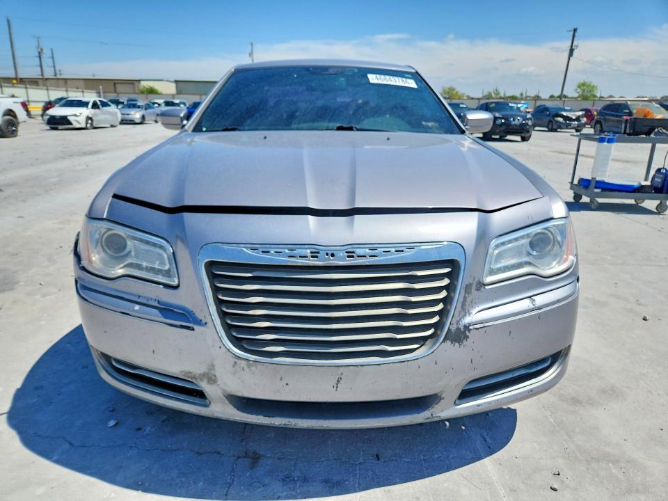 46843786 :رقم المزاد ، 2C3CCARG0EH384928 vin ، 2014 Chrysler 300 مزاد بيع