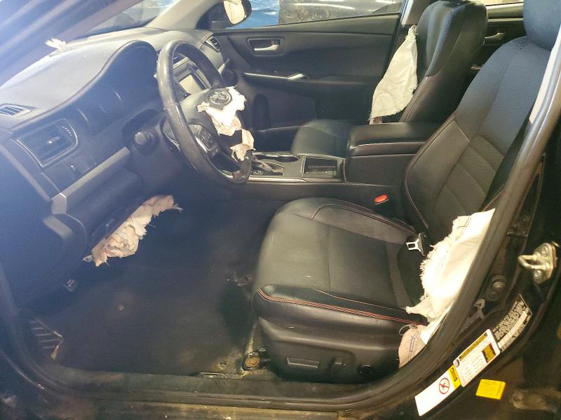 52017546 :رقم المزاد ، 4T1BF1FK2HU299089 vin ، 2017 Toyota Camry مزاد بيع