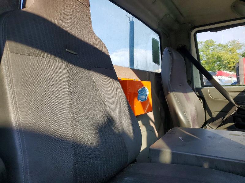 Продажа на аукционе авто 2010 International 4300, vin: 1HSMMAAN8AH176570, номер лота: 49084536
