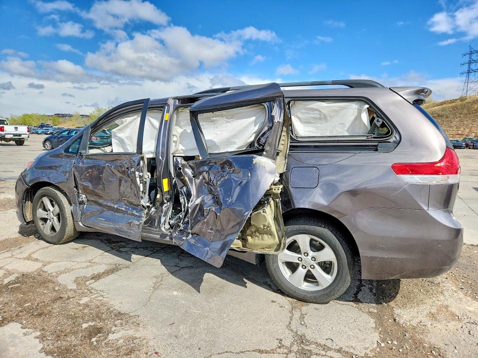 Aukcja sprzedaży 2014 Toyota Sienna, vin: 5TDKK3DC7ES500444, numer aukcji: 51837396