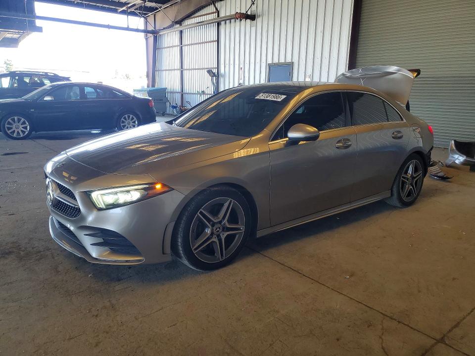 51381986 :رقم المزاد ، WDD3G4FB4LW038332 vin ، 2020 Mercedes-benz A مزاد بيع