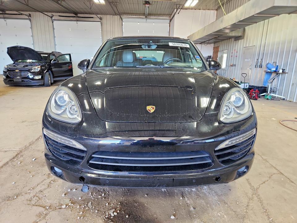 50395676 :رقم المزاد ، WP1AF2A24ELA30699 vin ، 2014 Porsche Cayenne مزاد بيع