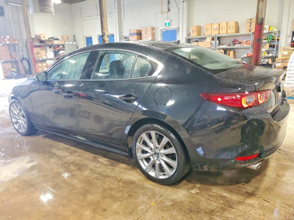 49882526 :رقم المزاد ، JM1BPADM9S1789396 vin ، 2025 Mazda 3 مزاد بيع