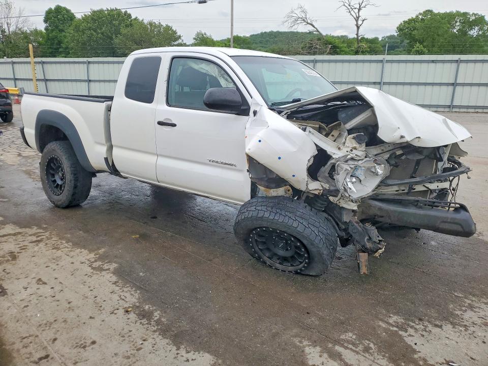 Продажа на аукционе авто 2014 Toyota Tacoma, vin: 5TFUX4EN3EX024641, номер лота: 50645706