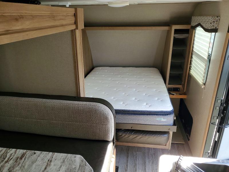 49977036 :رقم المزاد ، 54CTM2J27L3048305 vin ، 2020 Winnebago Micro Minnie 2108ds مزاد بيع