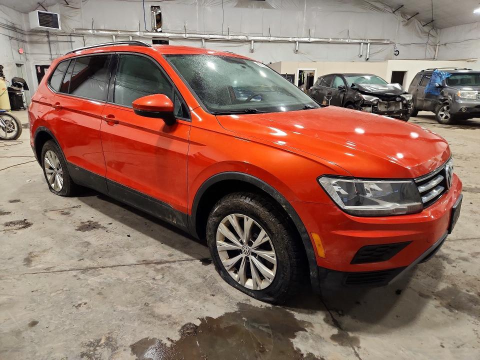 47732446 :رقم المزاد ، 3VV0B7AX6KM023217 vin ، 2019 Volkswagen Tiguan مزاد بيع