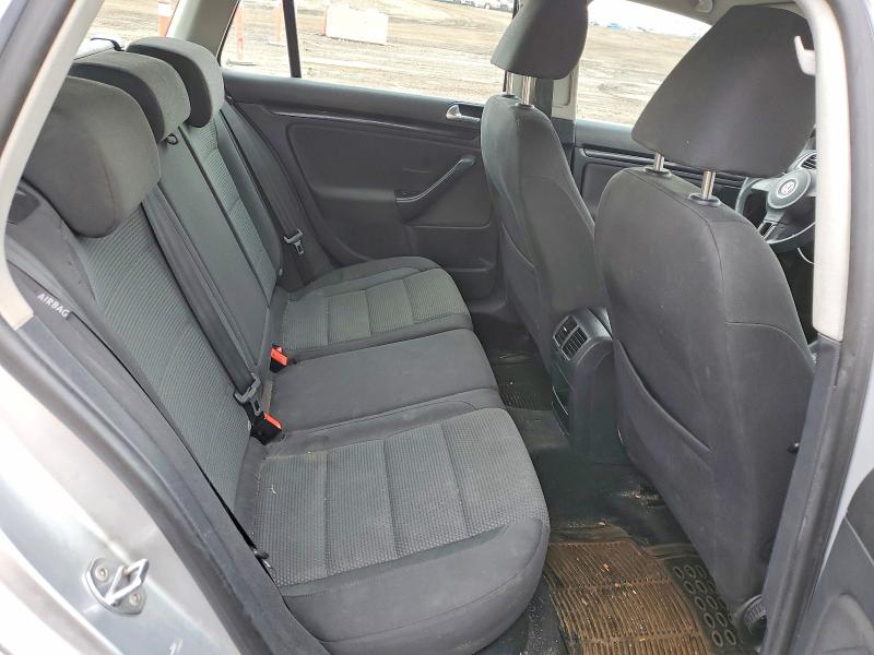 2010 Volkswagen Jetta მანქანა იყიდება აუქციონზე, vin: 3VWKX8AJ8AM621833, აუქციონის ნომერი: 49737116