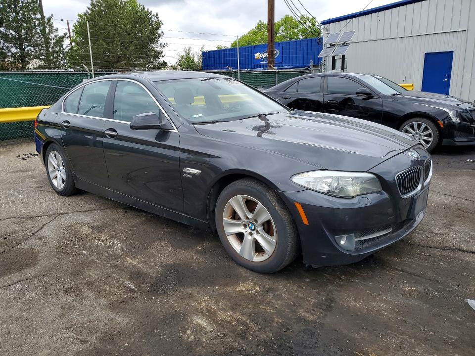 52200296 :رقم المزاد ، WBAXH5C56CDW11334 vin ، 2012 Bmw 528 مزاد بيع