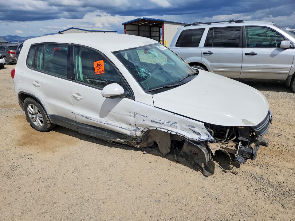 50605176 :رقم المزاد ، WVGBV3AX5DW569867 vin ، 2013 Volkswagen Tiguan مزاد بيع