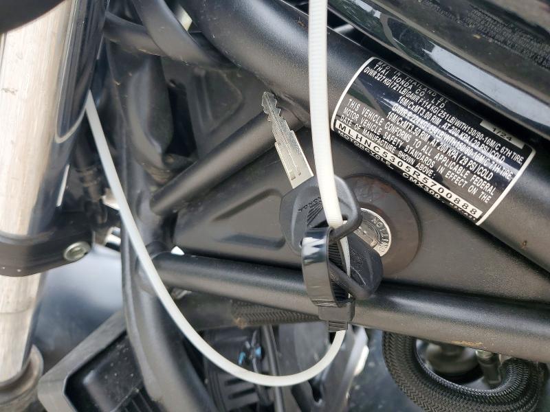 2024 Honda Cmx300 მანქანა იყიდება აუქციონზე, vin: MLHNC5305R5700888, აუქციონის ნომერი: 51822446