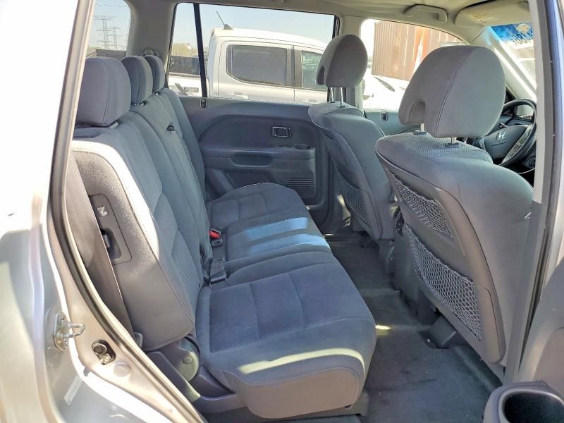 Продажа на аукционе авто 2006 Honda Pilot, vin: 5FNYF184X6B010690, номер лота: 50964486