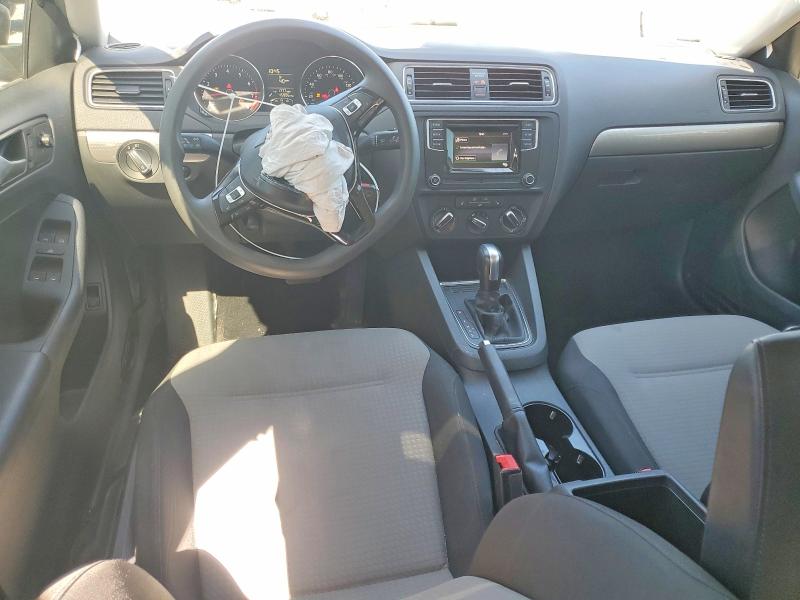 50056566 :رقم المزاد ، 3VW2B7AJ7HM372217 vin ، 2017 Volkswagen Jetta مزاد بيع
