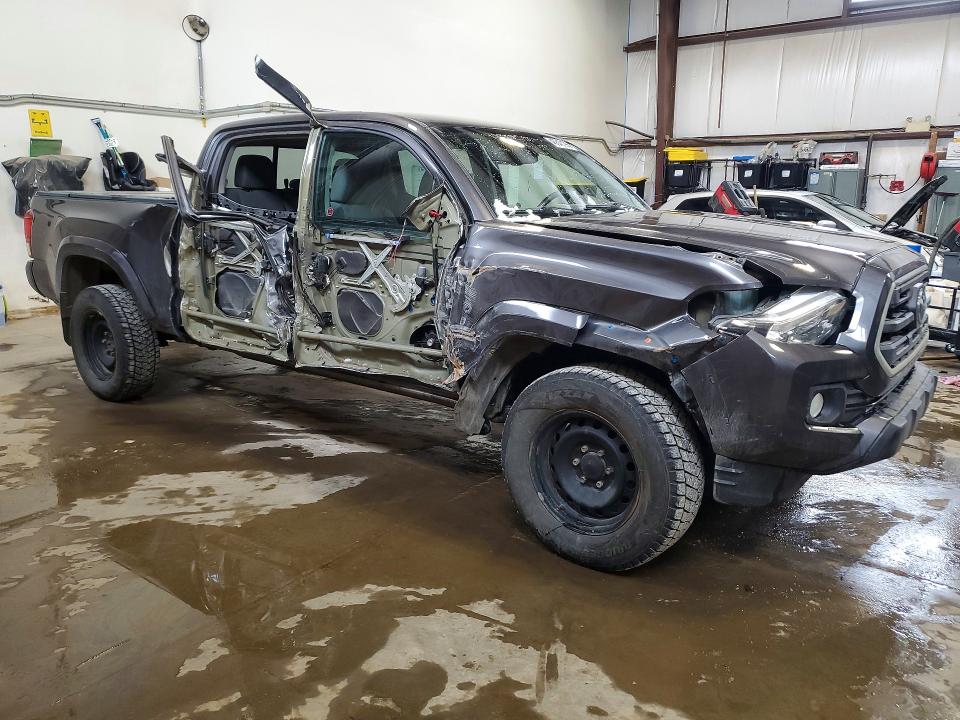 48648196 :رقم المزاد ، 5TFDZ5BN8KX039605 vin ، 2019 Toyota Tacoma مزاد بيع