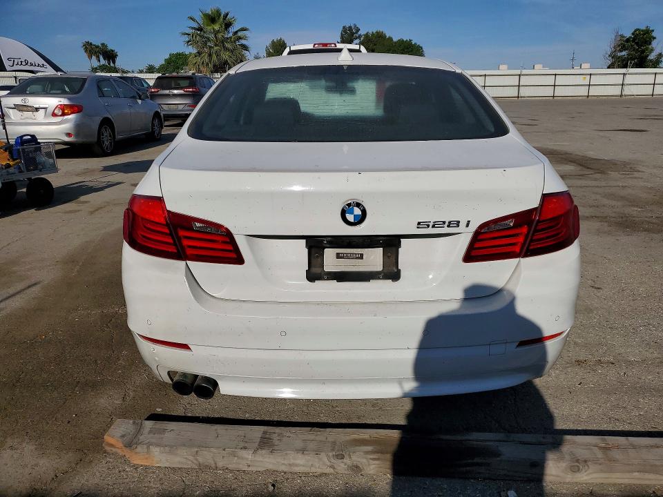 Продаж на аукціоні авто 2013 Bmw 528, vin: WBAXG5C51DD231967, номер лоту: 48704356