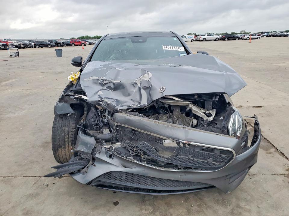 48773246 :رقم المزاد ، WDDZF4KB7JA452444 vin ، 2018 Mercedes-benz E مزاد بيع