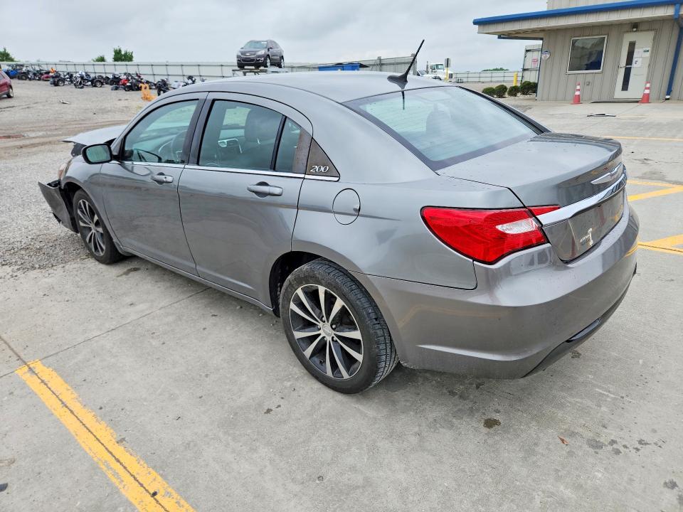 2013 Chrysler 200 მანქანა იყიდება აუქციონზე, vin: 1C3CCBBG1DN720494, აუქციონის ნომერი: 51343576