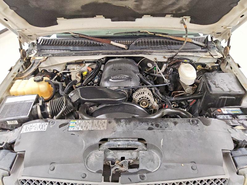 2004 Chevrolet Silverado მანქანა იყიდება აუქციონზე, vin: 1GCEC19T84E195497, აუქციონის ნომერი: 49453976