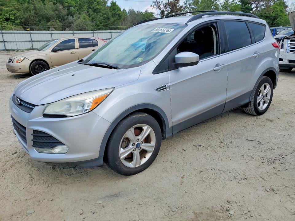 50365876 :رقم المزاد ، 1FMCU0GX9DUB78472 vin ، 2013 Ford Escape مزاد بيع