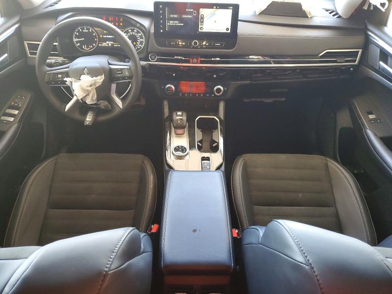 49749186 :رقم المزاد ، JA4J4VA88SZ023836 vin ، 2025 Mitsubishi Outlander مزاد بيع
