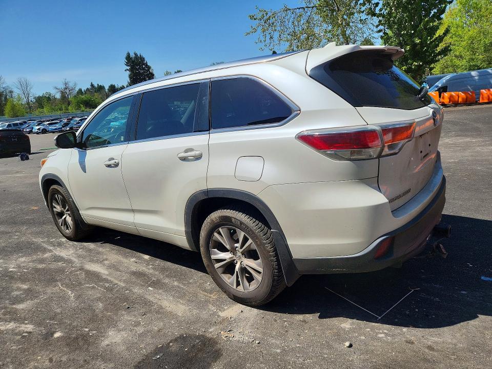 51325766 :رقم المزاد ، 5TDJKRFH5FS097167 vin ، 2015 Toyota Highlander مزاد بيع