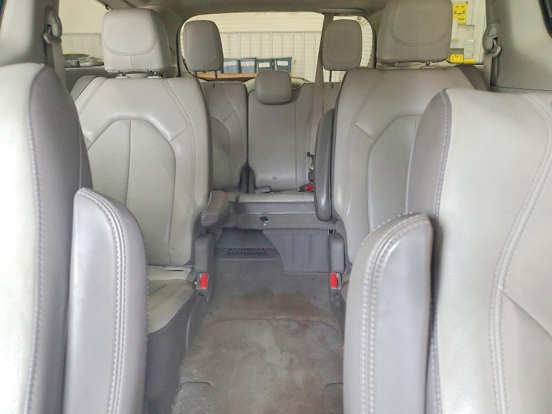 49084876 :رقم المزاد ، 2C4RC1BG6JR312362 vin ، 2018 Chrysler Pacifica مزاد بيع