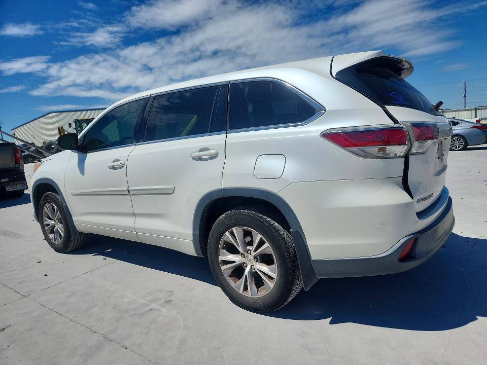 Продажа на аукционе авто 2015 Toyota Highlander, vin: 5TDZKRFH4FS117699, номер лота: 49020996
