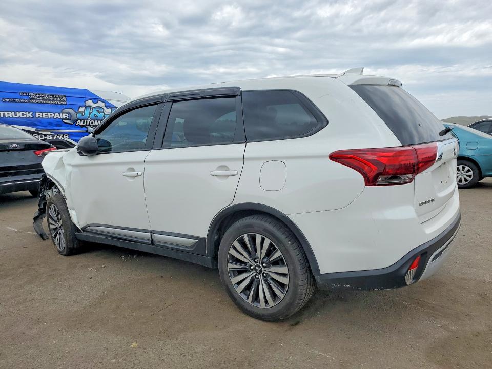 Продаж на аукціоні авто 2020 Mitsubishi Outlander, vin: JA4AD2A3XLZ045048, номер лоту: 47401846