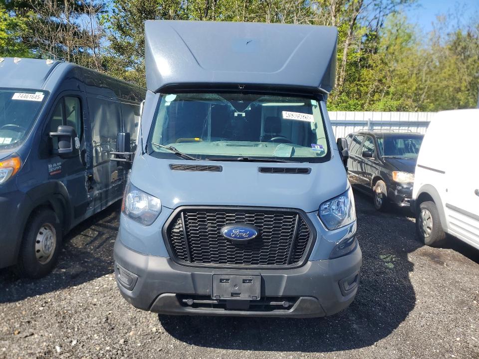 49305026 :رقم المزاد ، 1FDDF6P85MKA59761 vin ، 2021 Ford Transit مزاد بيع