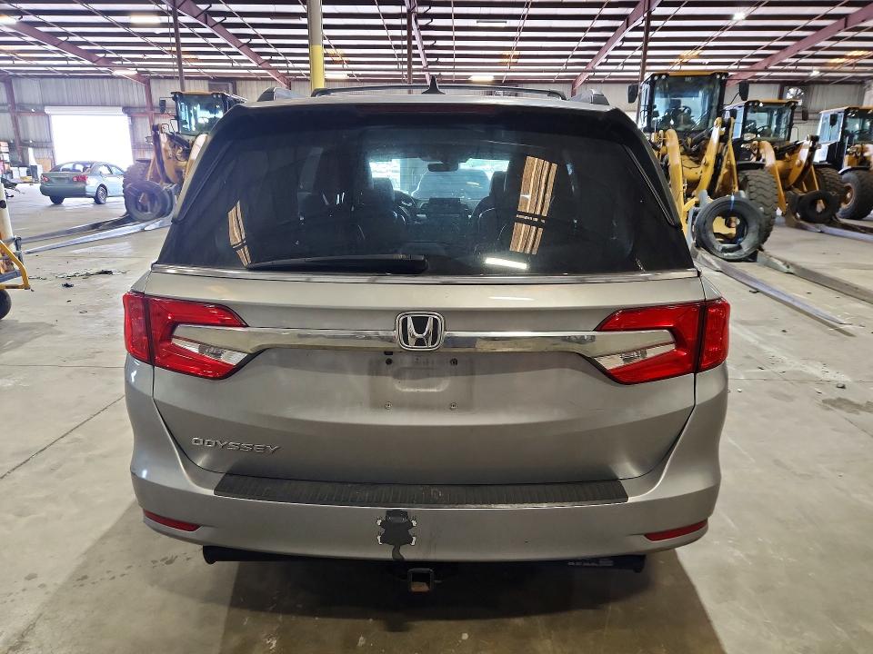 Продаж на аукціоні авто 2018 Honda Odyssey, vin: 5FNRL6H75JB039043, номер лоту: 51029126