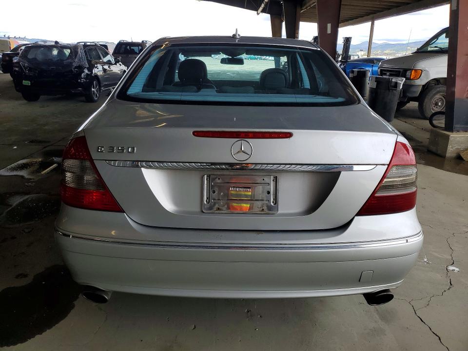 2008 Mercedes-benz E მანქანა იყიდება აუქციონზე, vin: WDBUF56X78B297901, აუქციონის ნომერი: 49958586