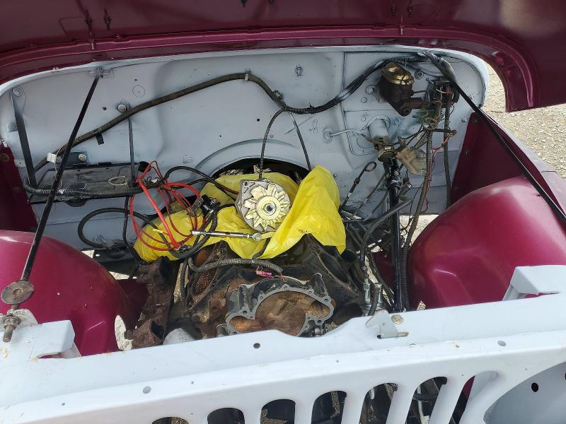 49643746 :رقم المزاد ، J6F83EH095440 vin ، 1976 Jeep Uk مزاد بيع