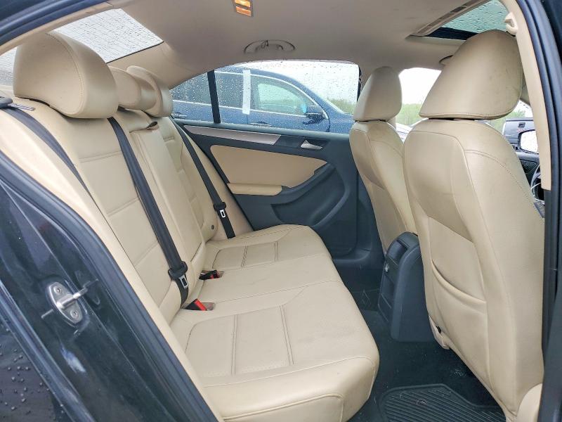 50611396 :رقم المزاد ، 3VWB67AJ6HM342808 vin ، 2017 Volkswagen Jetta مزاد بيع