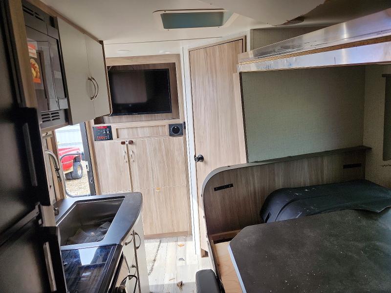 47745196 :رقم المزاد ، 54CTM2G23N3073583 vin ، 2022 Winnebago Micro Minn مزاد بيع